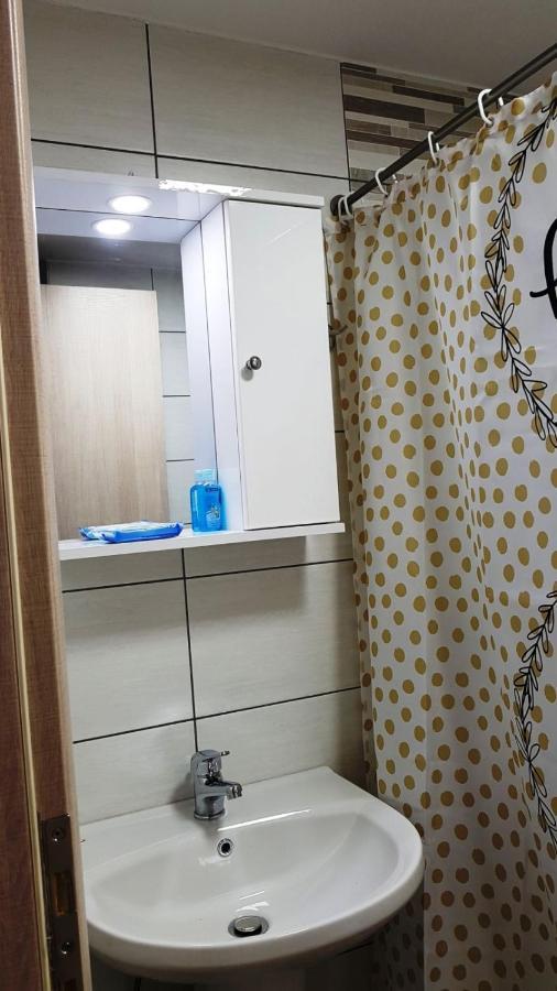 Fyllou Apartment 아스프로발타 외부 사진