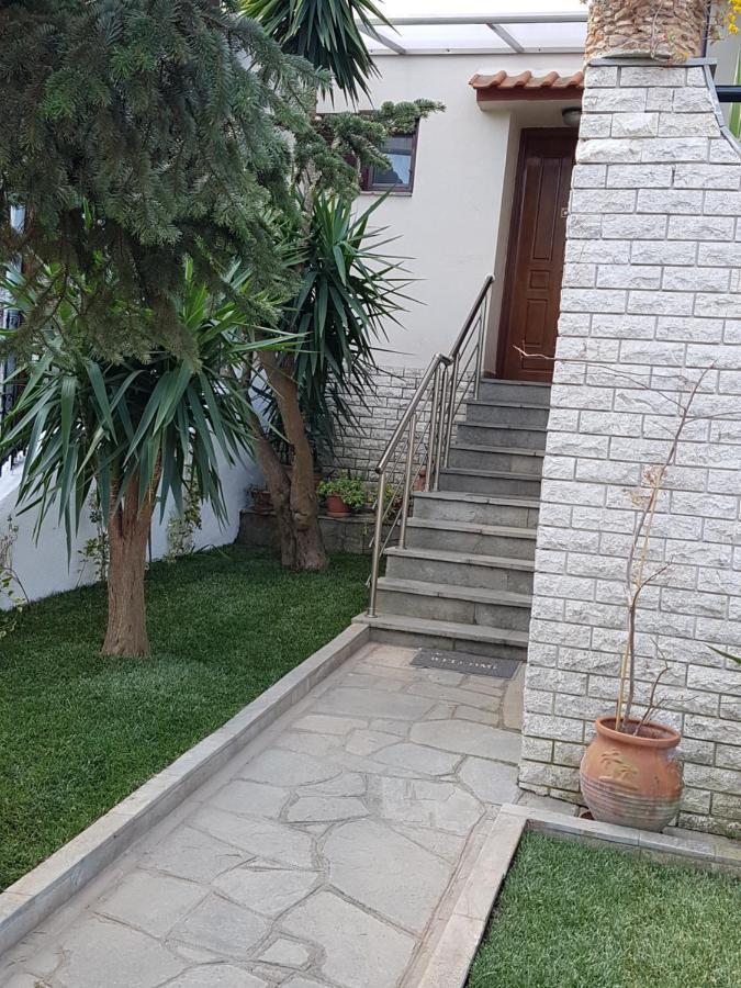 Fyllou Apartment 아스프로발타 외부 사진